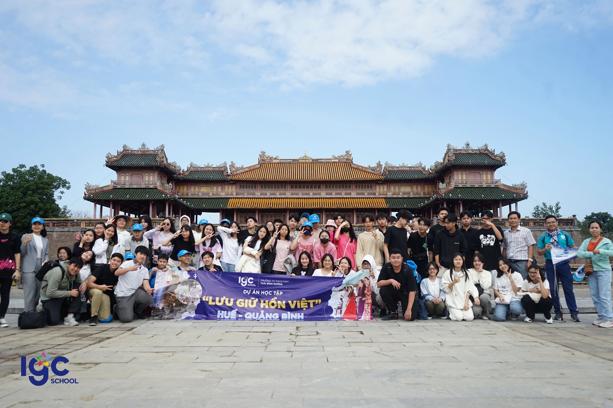 Dự án LƯU GIỮ HỒN VIỆT 2023 – 2024 - Học sinh khối 9 về miền di sản Huế - Quảng Trị - Quảng Bình