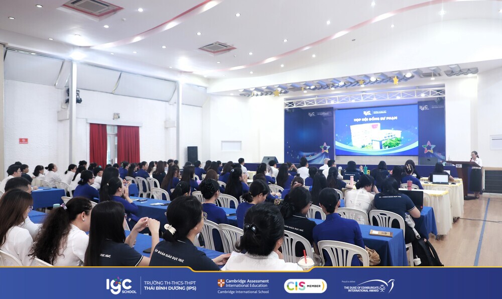 HỌP HỘI ĐỒNG SƯ PHẠM NIÊN ĐỘ 2025 - 2026: IPS SẴN SÀNG CHO NĂM HỌC MỚI