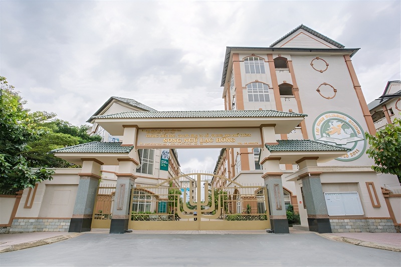 Khuôn viên không gian học tập và sinh hoạt bán trú tại Trường song ngữ Lạc Hồng (LHBS). Trường bán trú song ngữ Lạc Hồng LHBS Đồng Nai