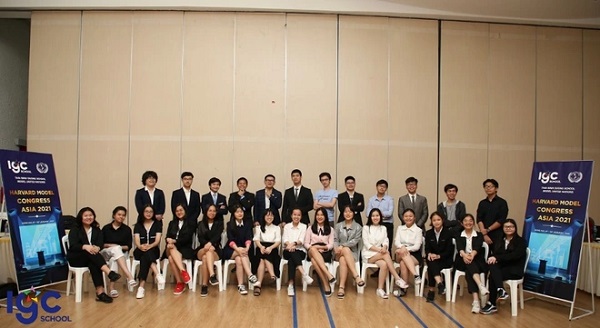 Các thành viên trong CLB MUN tại trường IPS Đồng Nai